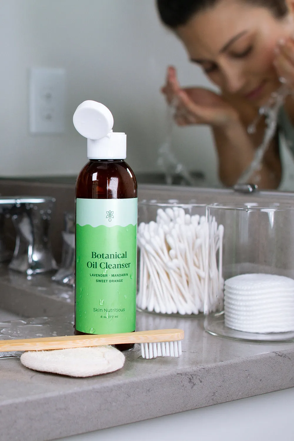 BOTANICAL OIL CLEANSER